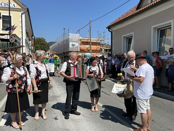 Parada društev na Holceriji 2025 v Vitanju 10. avgusta 2025 