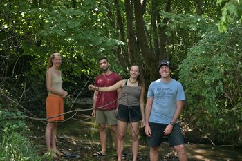 Ustvarjanje transformativne kulture: utrinek 10-dnevnega projekta za mlade Ustvarjanje transformativne kulture: utrinek 10-dnevnega projekta za mlade