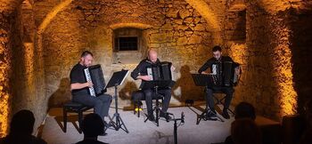 Čari različnih zvrsti glasbe