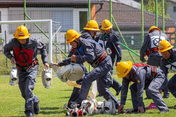 Spretnost veteranov in operativnih gasilcev ter nepozabna veselica s Tanjo Žagar
