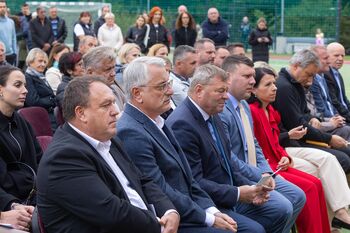 FOTO UTRINKI: ODPRTJE ŠPORTNEGA IGRIŠČA NA FRANKOLOVEM