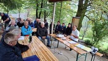 Čebelarjeva zaključna ura na društvenem čebelnjaku ČD Vojnik