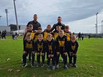 Vojniški mlajši nogometaši Vojniški mlajši nogometaši