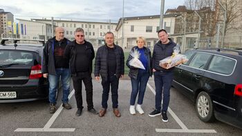 Obisk Čebelarskega društva Vojnik v Don Boskovem centru Celje Obisk Čebelarskega društva Vojnik v Don Boskovem centru Celje