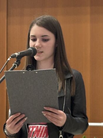 Prireditev Za mame in očete Prireditev Za mame in očete