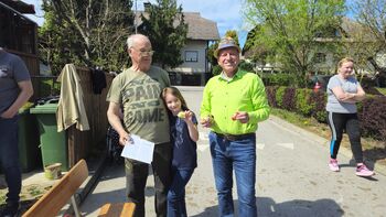 Foto utrinki: Velikonočni ponedeljek v Ulici cvetja in ljubezni v Novi Cerkvi