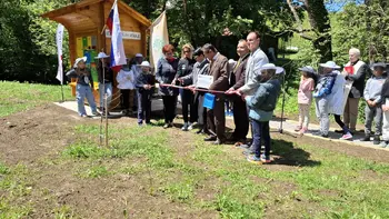 Otvoritev učnega čebelnjaka v Vitanju