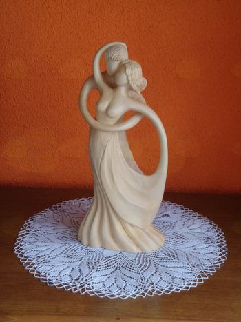 Ko les zaživi - razstava rezbarja Petra Gučka