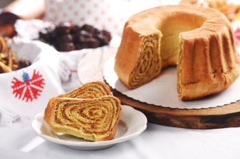 Predbožična peka - peka Podbreške potice