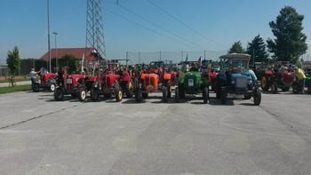 5. srečanje starodobnih traktorjev v Cirkovcah
