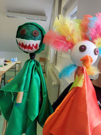 Ustvarjalno sezono so začeli z domačim gledališčem