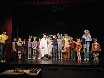 Območno srečanje otroških gledaliških skupin 