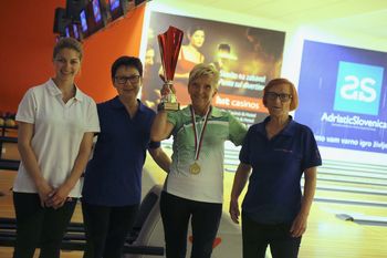 Laskavi naslov za Lidijo Zaletel in zagorski bowling!