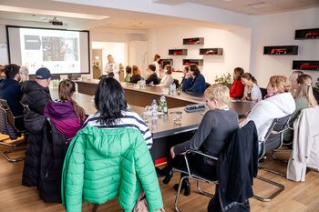 Karierni POKAŽIPOT povezuje ljudi in podjetja – tokrat v podjetju Odelo