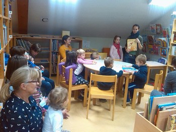 Čebelice v Knjižnici Dvor