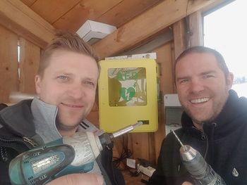 Nova defibrilatorja, kmalu še štirje in služba prvih posredovalcev