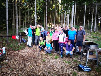 NA IZLETU S PIKNIKOM NA IZLETU S PIKNIKOM