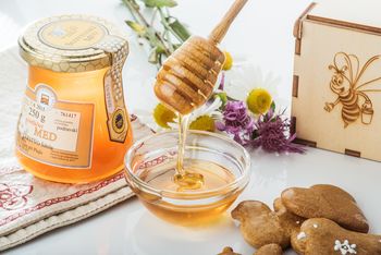 Pozitivni učinki čebeljih pridelkov in izdelkov Pozitivni učinki čebeljih pridelkov in izdelkov