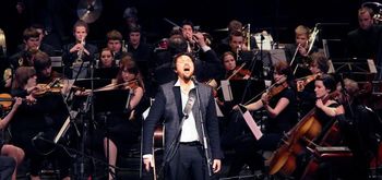 Na Bledu koncert Gala Gjurina s simfoniki Cantabile in gosti 