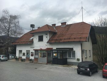 Načrtovana obnova nekdanjega Zadružnega doma Trojane