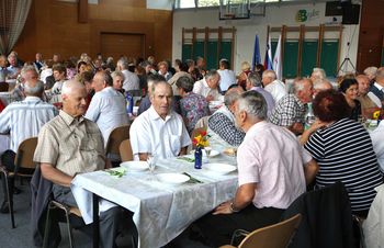 Starejši obujali spomine Starejši obujali spomine