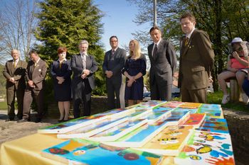 Predsednik Slovenije obiskal Čebelarski center na Brdu