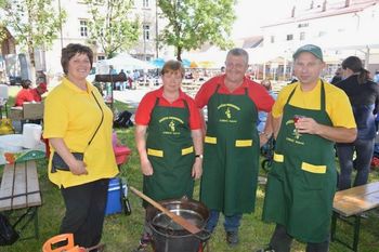 LIŠČANI SKUHALI NAJBOLJŠI GOLAŽ
