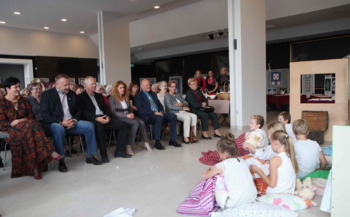 KO SPREGOVORI SRCE, ZMORE GLAVA, ZMOREJO ROKE KO SPREGOVORI SRCE, ZMORE GLAVA, ZMOREJO ROKE