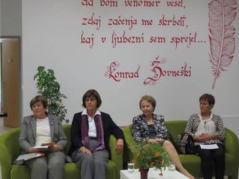 UTRIP DOMOZNANSTVA: Društvo Univerza za III. življenjsko obdobje Žalec se predstavi v Občinski knjižnici Braslovče