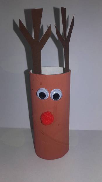 Prisluhnimo pravljici v Občinski knjižnici Prebold