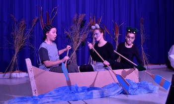 Otroška predstava Bobek in barčica v Občinski knjižnici Prebold