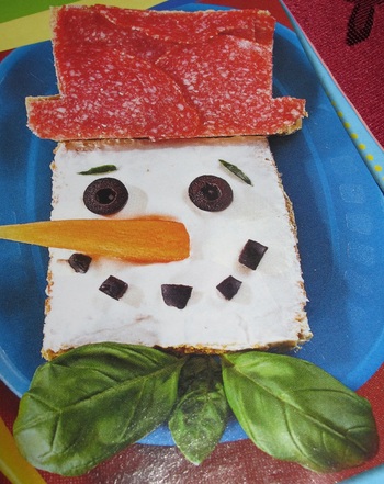 PRAVLJIČNA URA  V OBČINSKI KNJIŽNICI PREBOLD