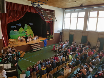 Zaključna prireditev Tudi mali Savinjčani berejo Zaključna prireditev Tudi mali Savinjčani berejo