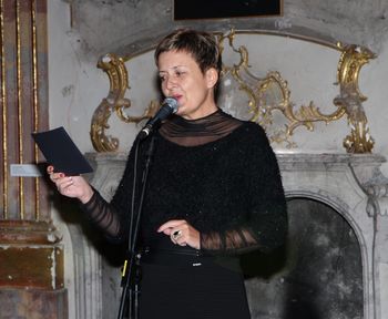 VEČER RIME IN GLOBINE V DVORCU NOVO CELJE