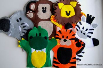 Lutka se predstavi - Pravljična ura z Viktorjem Stergarjem