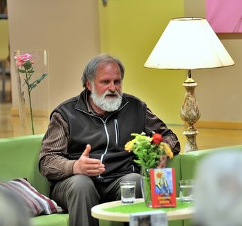 Odkrivamo: PATER KAREL GRŽAN