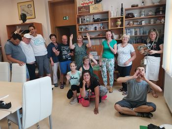 SOŽITJE na zaključnem druženju z zgodbami v žalski knjižnici