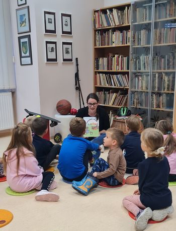 Mali športni navdušenci v knjižnici