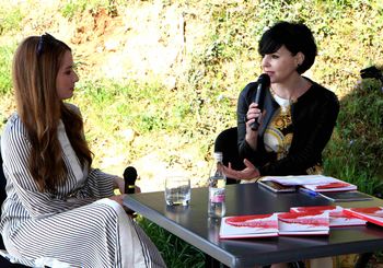 Ščepec poezije z Valentino Plaskan