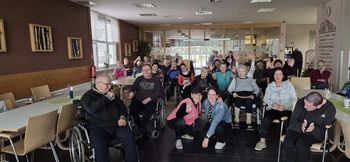 Bralna urica z varovanci Doma Nine Pokorn Grmovje