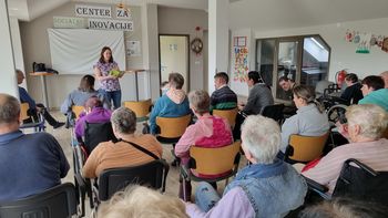 Svetovni dan Zemlje z varovanci Doma Nine Pokorn Grmovje