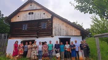 Zaključno bralno druženje bralnega kluba v sodelovanju Medobčinske splošne knjižnice Žalec in UPI Ljudske univerze Žalec