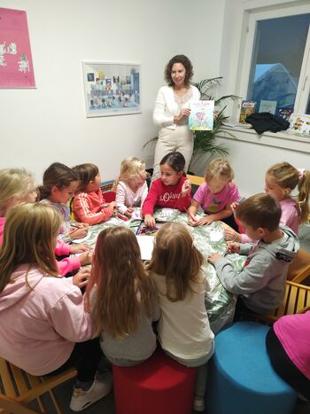 V Občinski knjižnici Tabor s pravljico v novo šolsko leto 