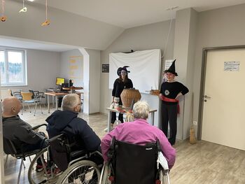 Norčavi pust v Domu Nine Pokorn Grmovje