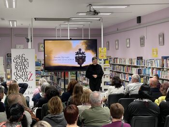 Z Zvonetom Šerugo po poteh neznanega