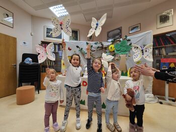 Po pravljici diši …