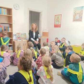 Prvošolčki na obisku v Občinski knjižnici Tabor