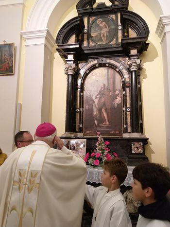 Blagoslovitev obnovljenih oltarnih slik sv. Roka in sv. Sebastijana 