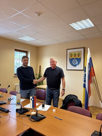 Občina Oplotnica nadaljuje uspešno sanacijo plazov: podpisana pogodba za zadnji, enajsti plaz Občina Oplotnica nadaljuje uspešno sanacijo plazov: podpisana pogodba za zadnji, enajsti plaz