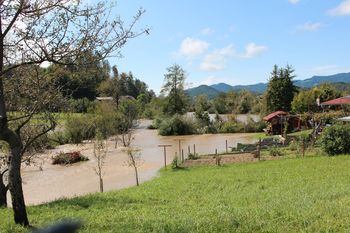 V času naraslih voda in poplav si je posledice četrtkovega neurja ogledal še minister Uroš Brežan s svojo ekipo